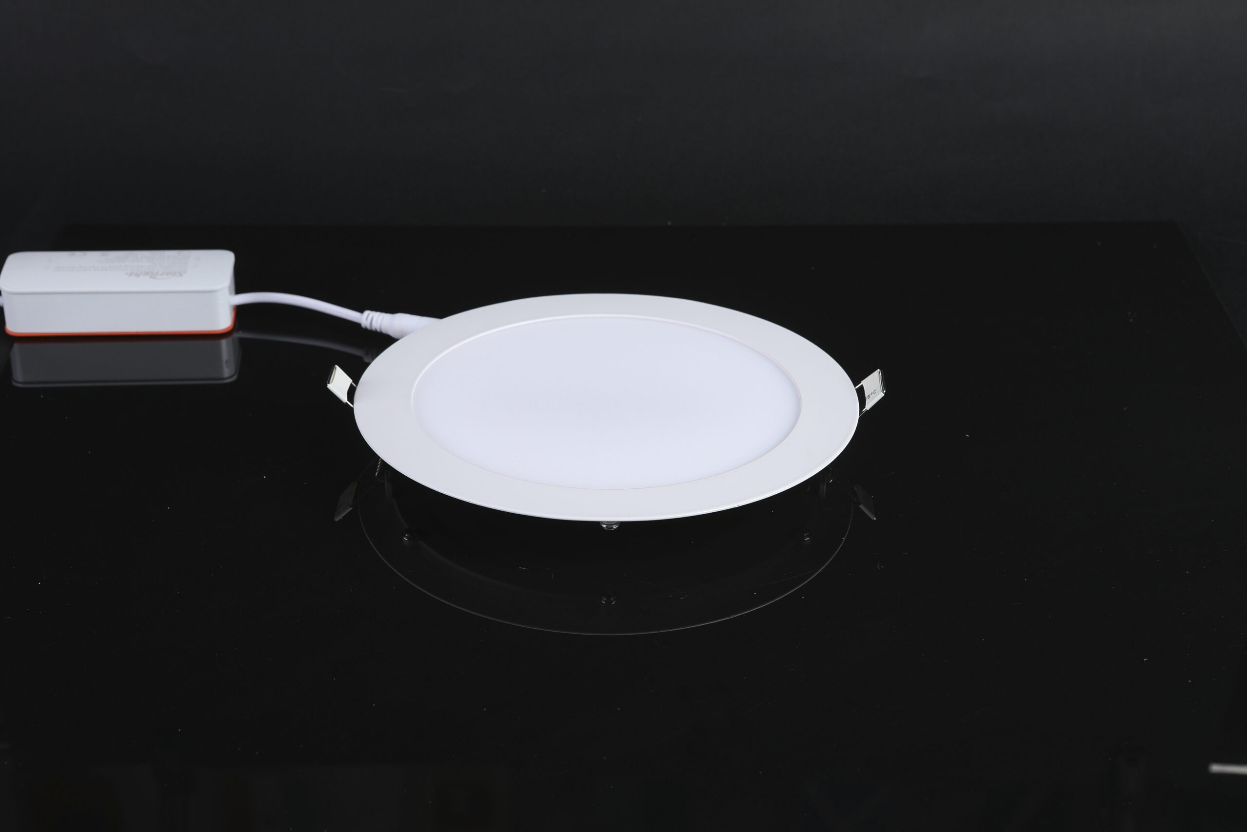 Round Flush-mounted Ultra-thin LED panel lights
